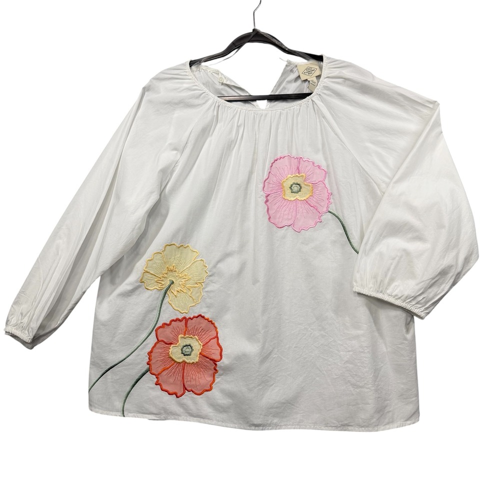 St. John's Bay Blouse Womens XXL White Floral Embroidered Cottagecore Feminine